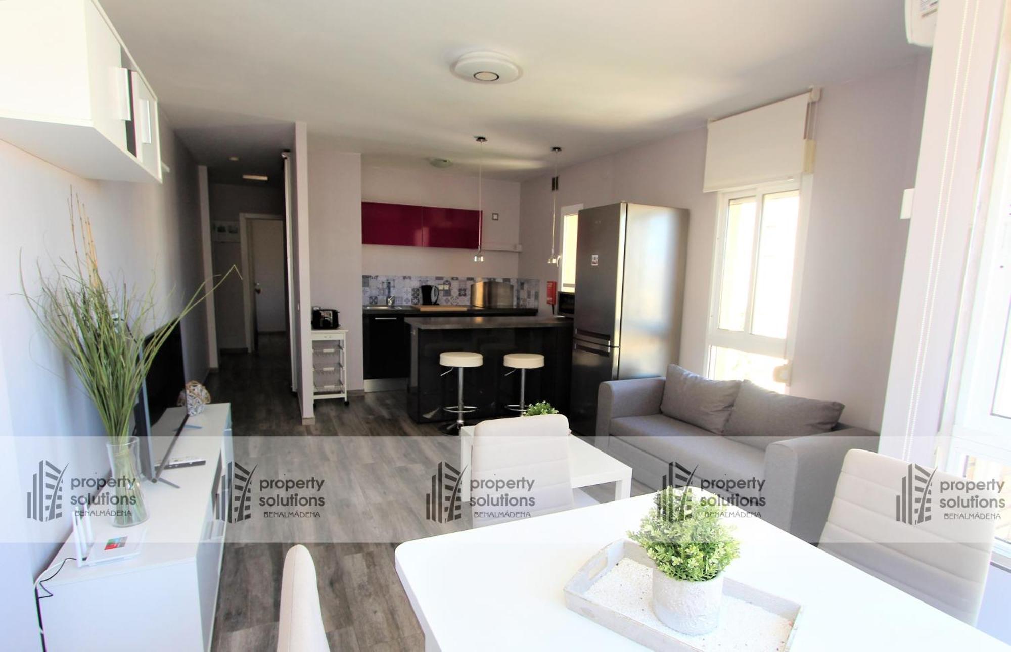 645 Aguila - Vista Al Mar - Cerca De Tren, Restaurantes, Tiendas - Playa A 10 Min Caminando Appartamento Benalmádena